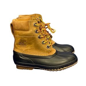 Sorel Waterproof Cheyanne II Lace Up Boots Youth Worn Once